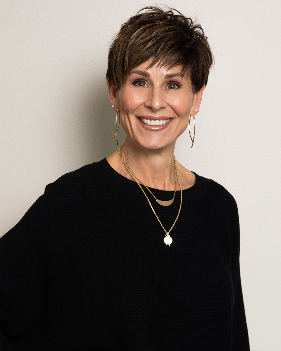 Kristen Prusiecki, Front Office Specialist